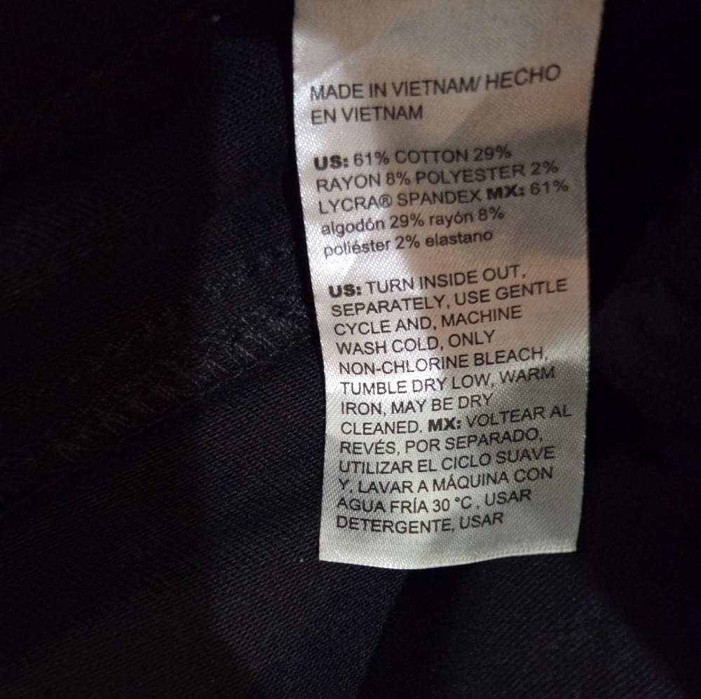 Chico's Women's Black So Slimming Girlfriend Slim Full- Length Jeans, size 8 - Picture 4 of 9